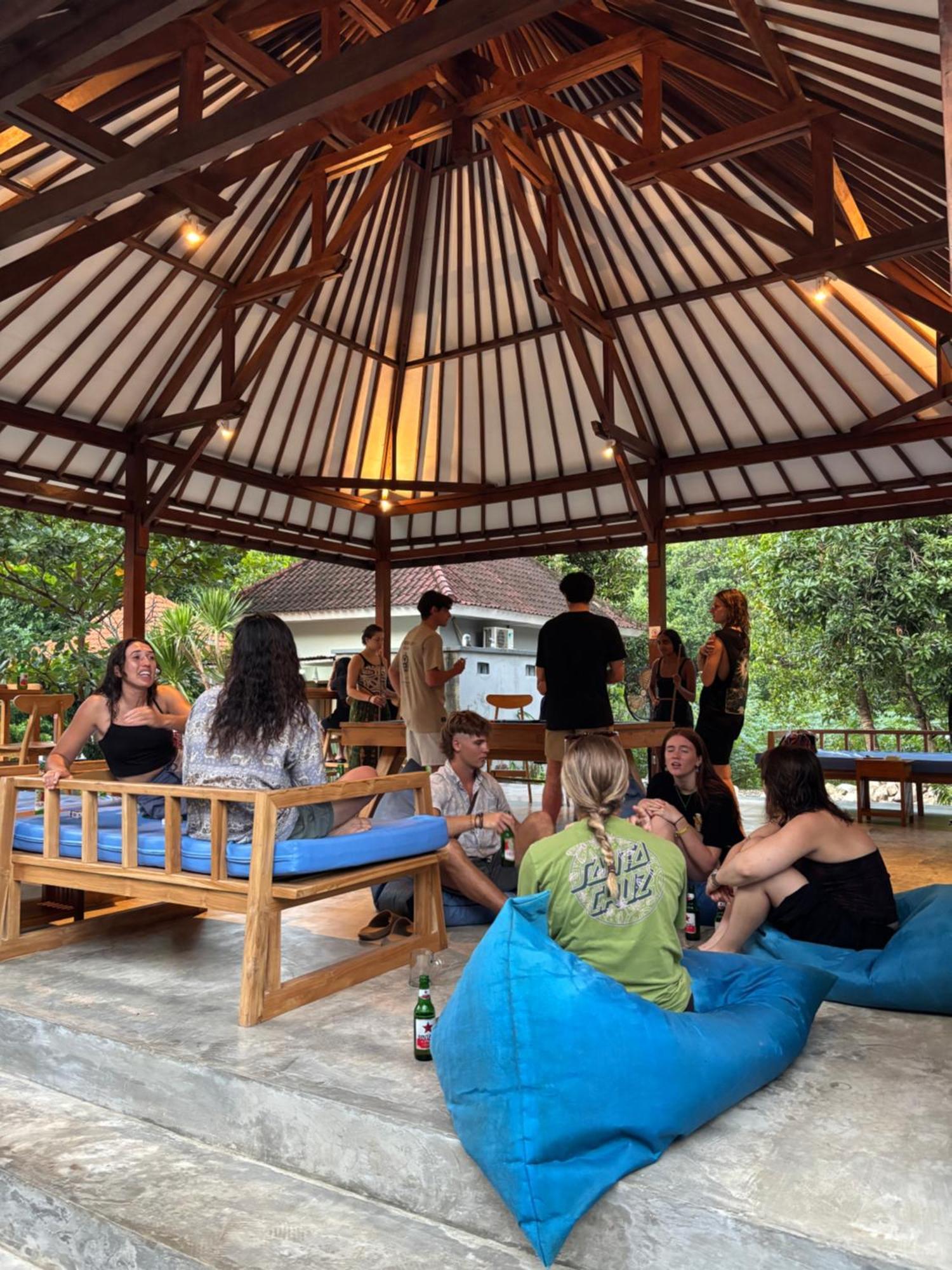Lemon Hostel Lembongan Nusa Lembongan Exterior foto